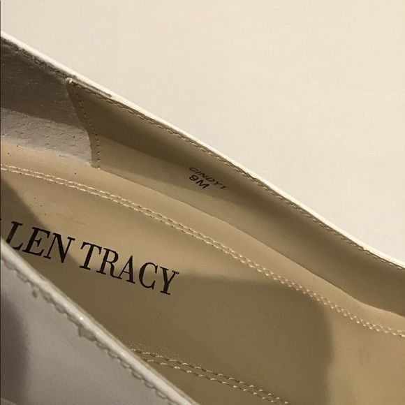 Ellen Tracy Black & White Kitten Heels - Picture 8 of 9